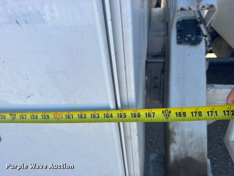 image for item FB7201 2013 Freightliner Business Class M2 digger derrick truck