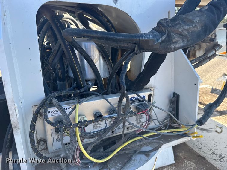 image for item FB7201 2013 Freightliner Business Class M2 digger derrick truck