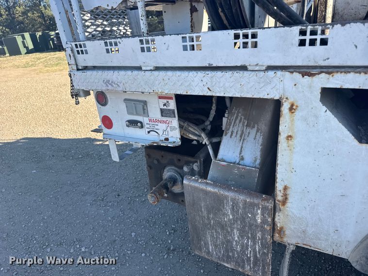 image for item FB7201 2013 Freightliner Business Class M2 digger derrick truck