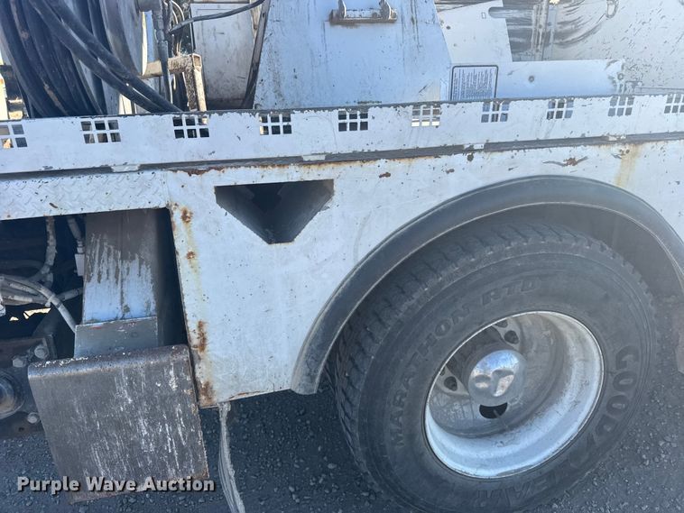 image for item FB7201 2013 Freightliner Business Class M2 digger derrick truck