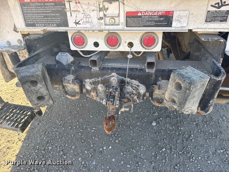 image for item FB7201 2013 Freightliner Business Class M2 digger derrick truck