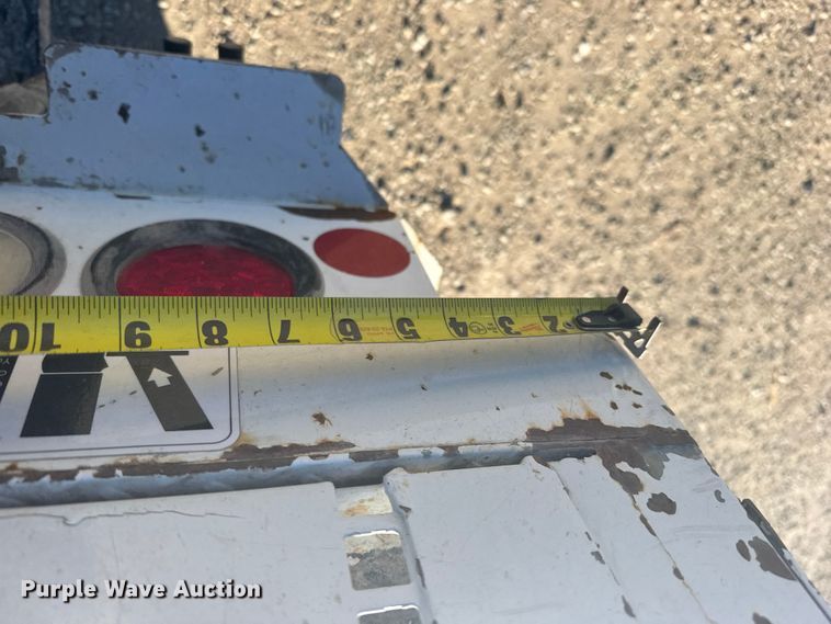 image for item FB7201 2013 Freightliner Business Class M2 digger derrick truck