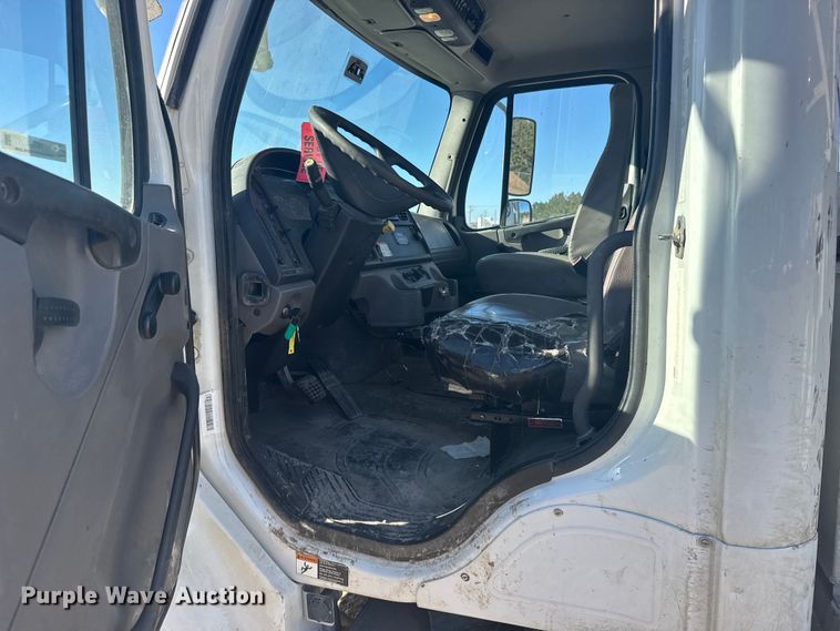 image for item FB7201 2013 Freightliner Business Class M2 digger derrick truck