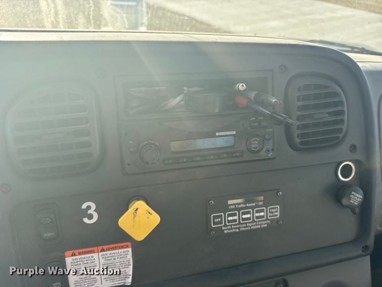 image for item FB7201 2013 Freightliner Business Class M2 digger derrick truck