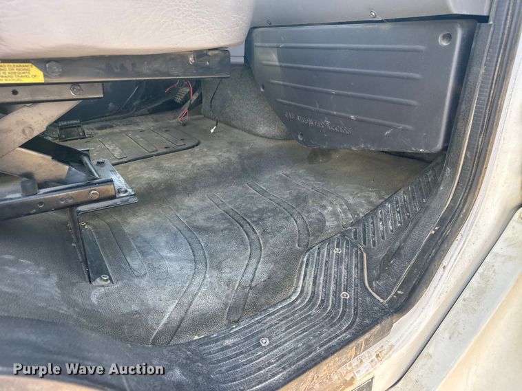 image for item FB7201 2013 Freightliner Business Class M2 digger derrick truck