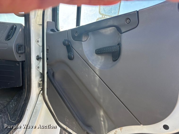 image for item FB7201 2013 Freightliner Business Class M2 digger derrick truck