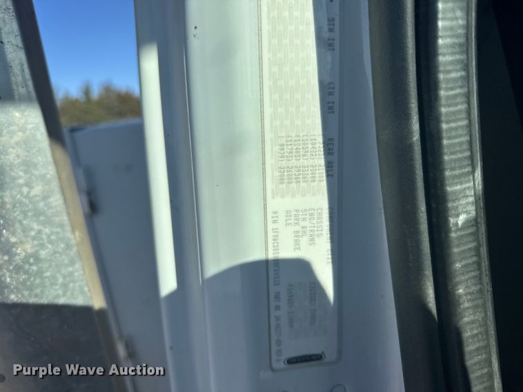 image for item FB7201 2013 Freightliner Business Class M2 digger derrick truck