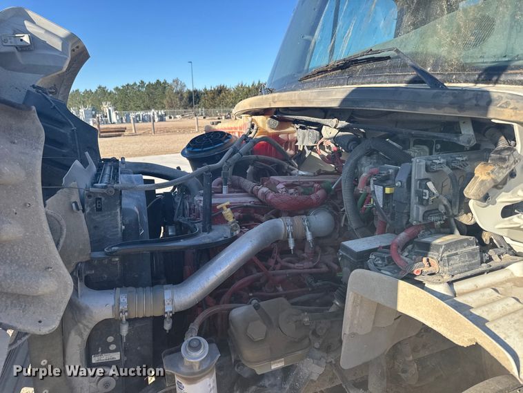 image for item FB7201 2013 Freightliner Business Class M2 digger derrick truck