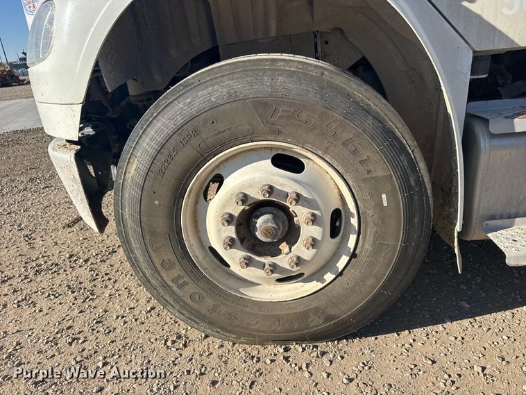 image for item FB7201 2013 Freightliner Business Class M2 digger derrick truck