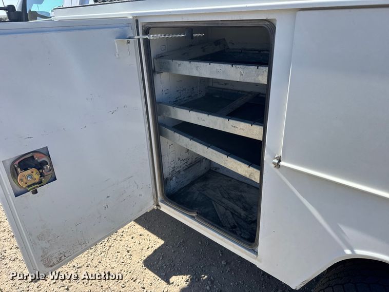 image for item FB7202 2020 Chevrolet 6500HD bucket truck