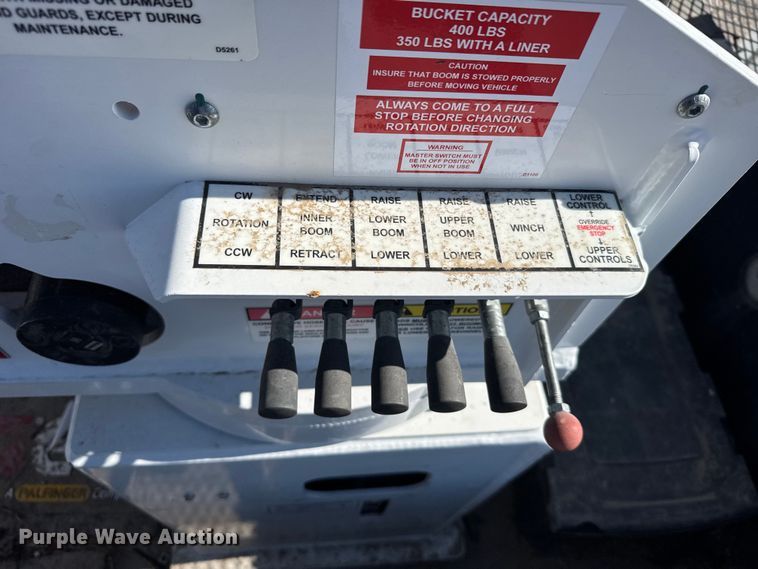 image for item FB7202 2020 Chevrolet 6500HD bucket truck