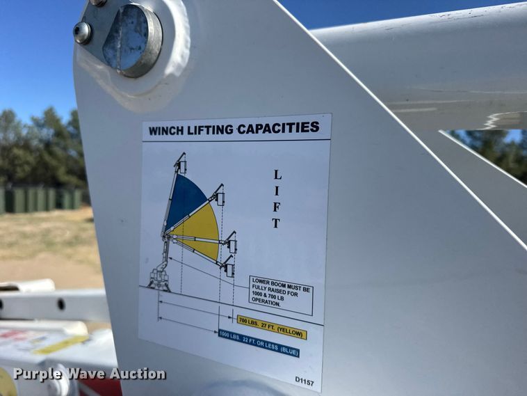 image for item FB7202 2020 Chevrolet 6500HD bucket truck