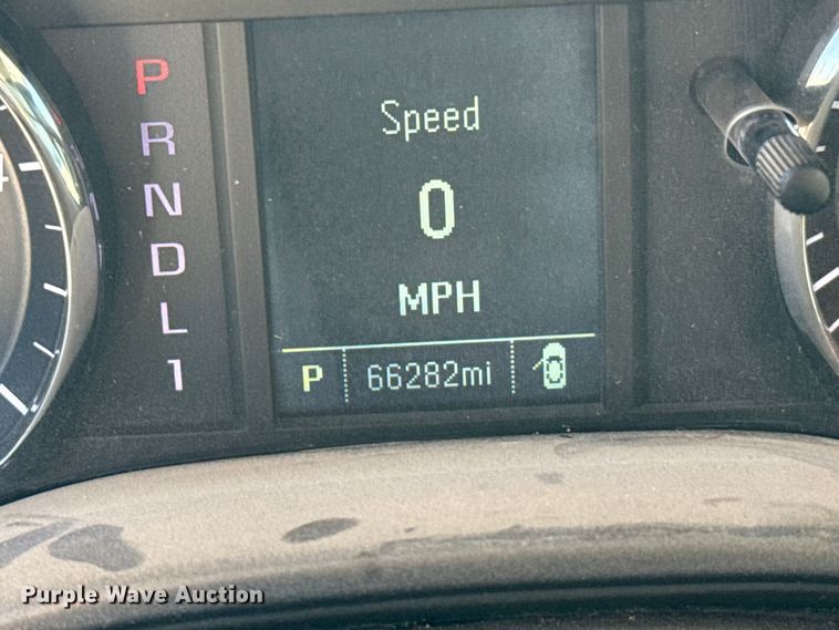 image for item FB7202 2020 Chevrolet 6500HD bucket truck