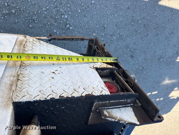 image for item FB7204 2009 Ford F-750 digger derrick truck