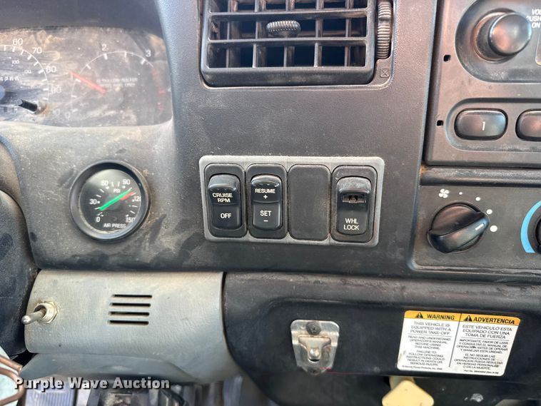 image for item FB7204 2009 Ford F-750 digger derrick truck