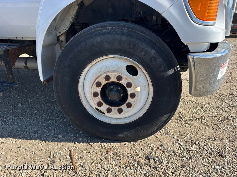 image for item FB7204 2009 Ford F-750 digger derrick truck