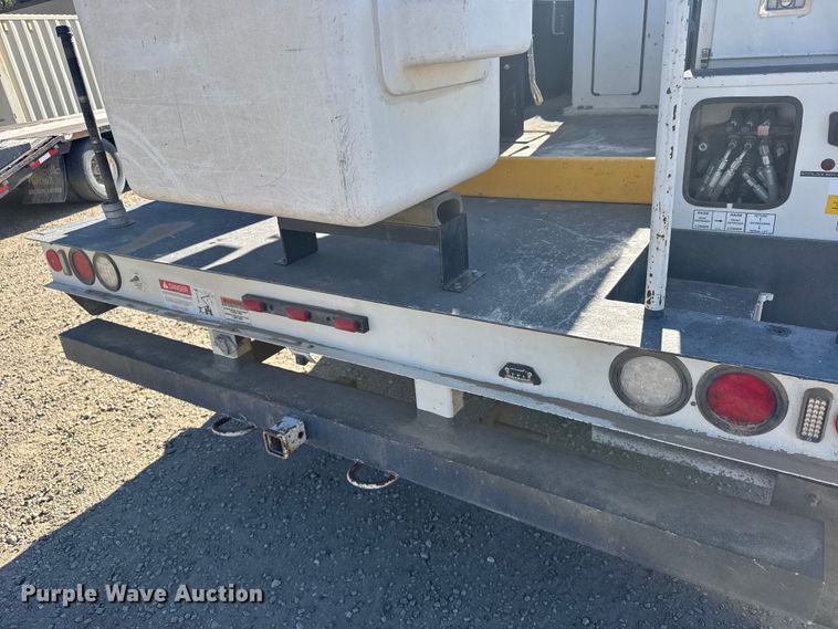 image for item FB7205 2020 Chevrolet 6500HD bucket truck