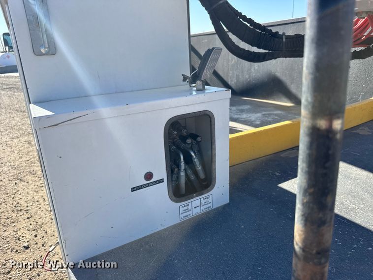 image for item FB7205 2020 Chevrolet 6500HD bucket truck