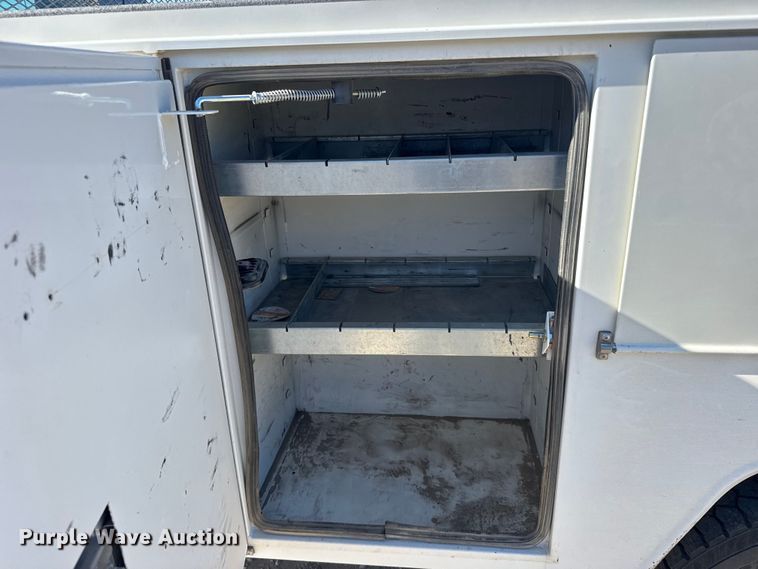 image for item FB7205 2020 Chevrolet 6500HD bucket truck