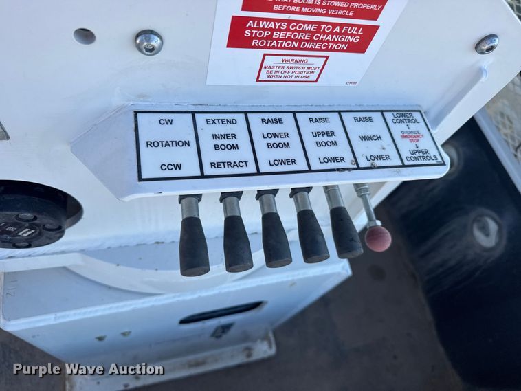 image for item FB7205 2020 Chevrolet 6500HD bucket truck