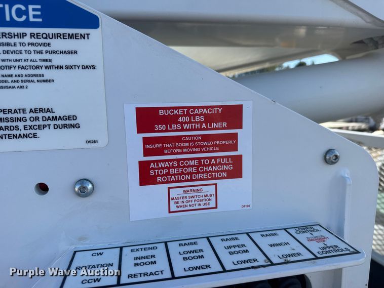 image for item FB7205 2020 Chevrolet 6500HD bucket truck