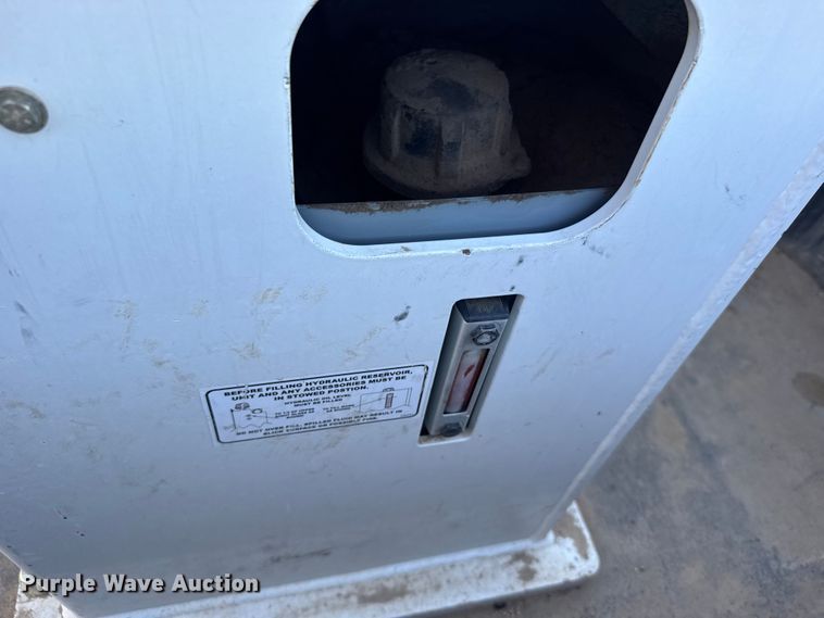 image for item FB7205 2020 Chevrolet 6500HD bucket truck