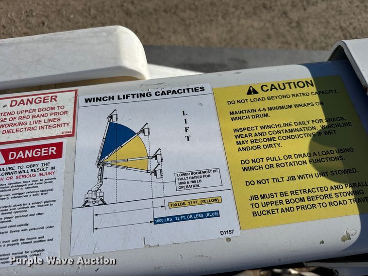 image for item FB7205 2020 Chevrolet 6500HD bucket truck