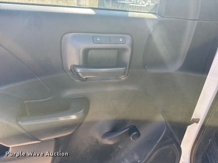 image for item FB7205 2020 Chevrolet 6500HD bucket truck