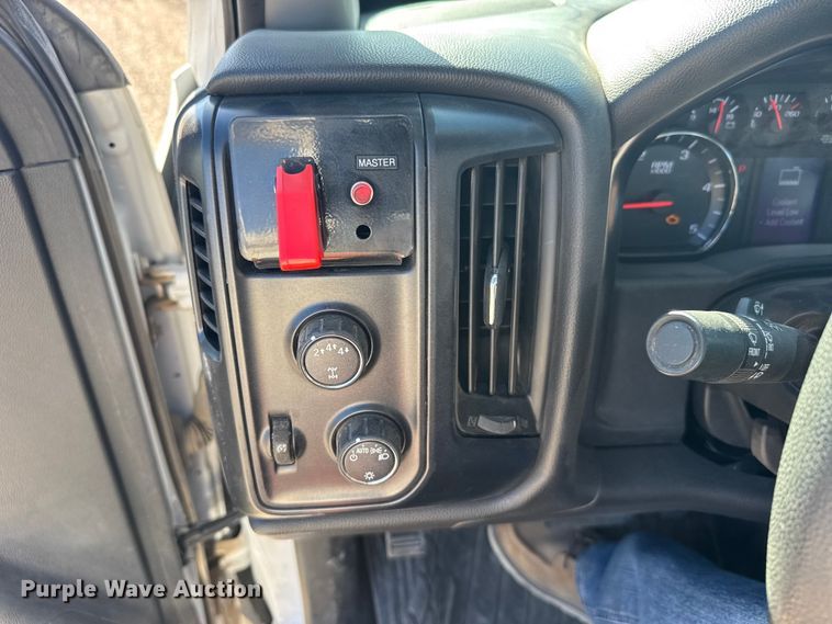 image for item FB7205 2020 Chevrolet 6500HD bucket truck