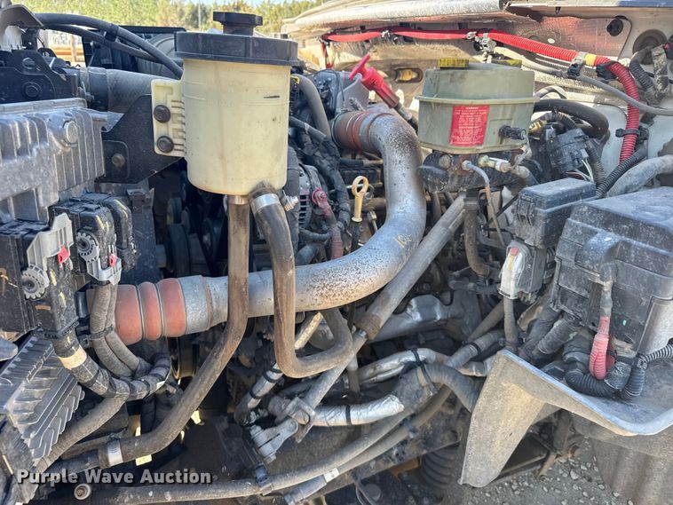 image for item FB7205 2020 Chevrolet 6500HD bucket truck