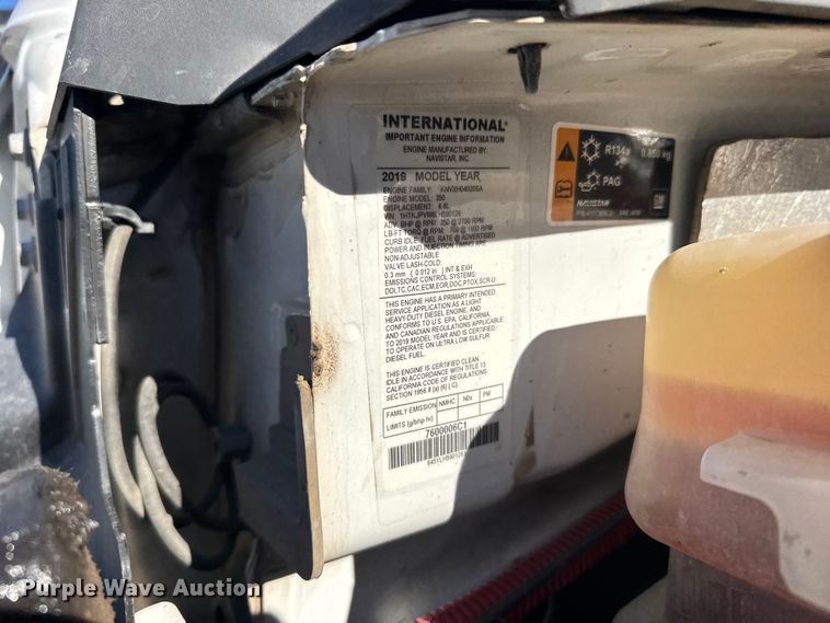 image for item FB7205 2020 Chevrolet 6500HD bucket truck