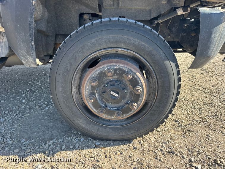 image for item FB7205 2020 Chevrolet 6500HD bucket truck