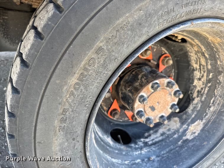 image for item FB7205 2020 Chevrolet 6500HD bucket truck