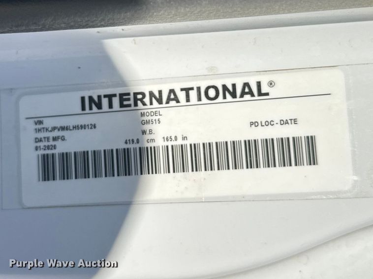 image for item FB7205 2020 Chevrolet 6500HD bucket truck