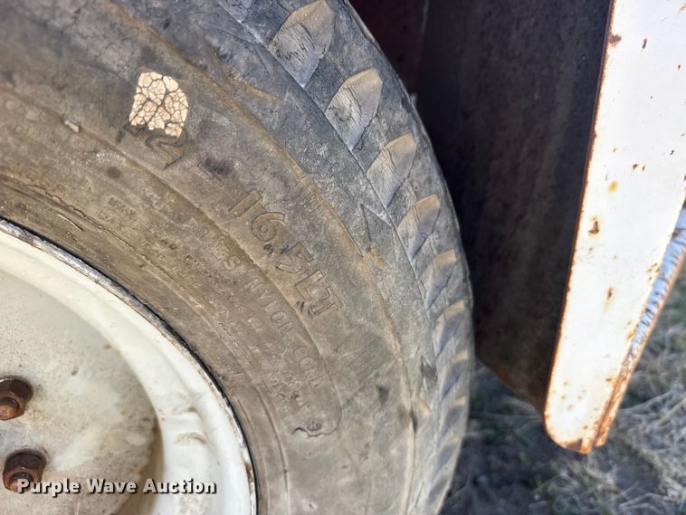 image for item FB7208 1995 Kiefer Industrial pole trailer