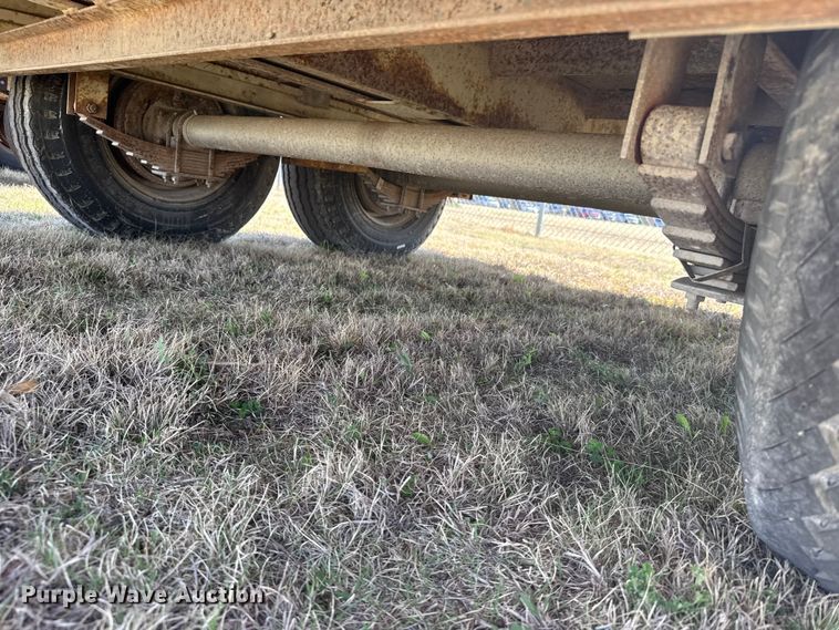 image for item FB7211 1996 Kiefer Industrial pole trailer