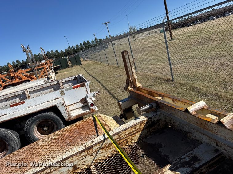 image for item FB7212 2009 Brooks Pole trailer