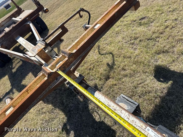 image for item FB7212 2009 Brooks Pole trailer