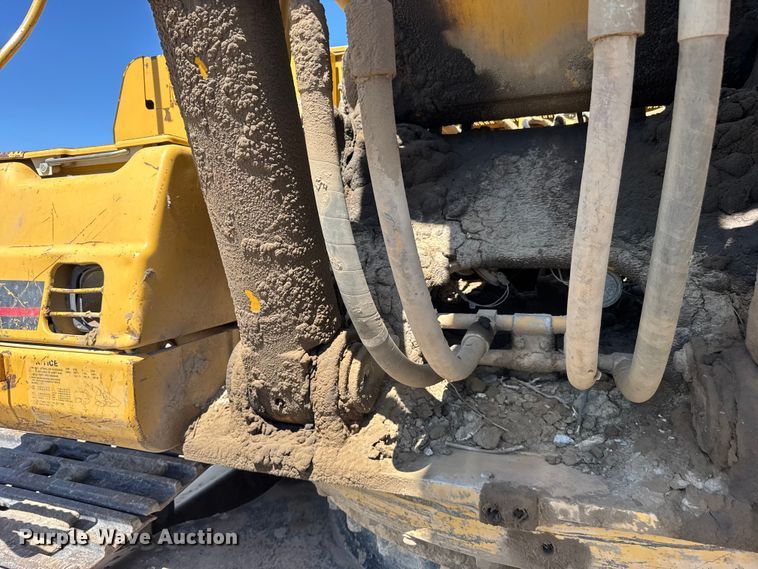 image for item FB7214 2000 Caterpillar 330BL excavator