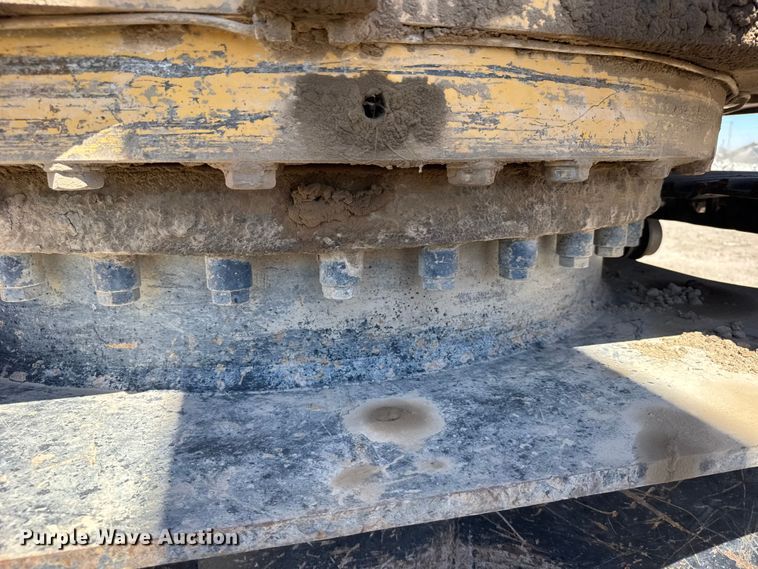 image for item FB7214 2000 Caterpillar 330BL excavator
