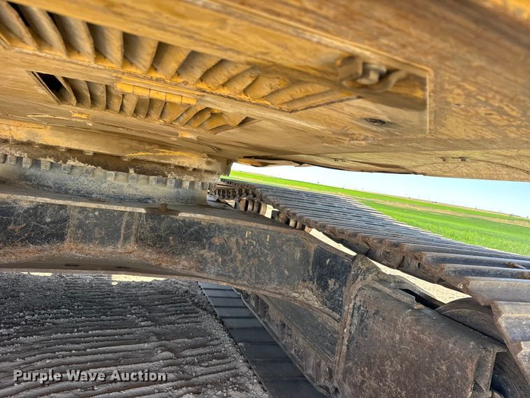 image for item FB7214 2000 Caterpillar 330BL excavator