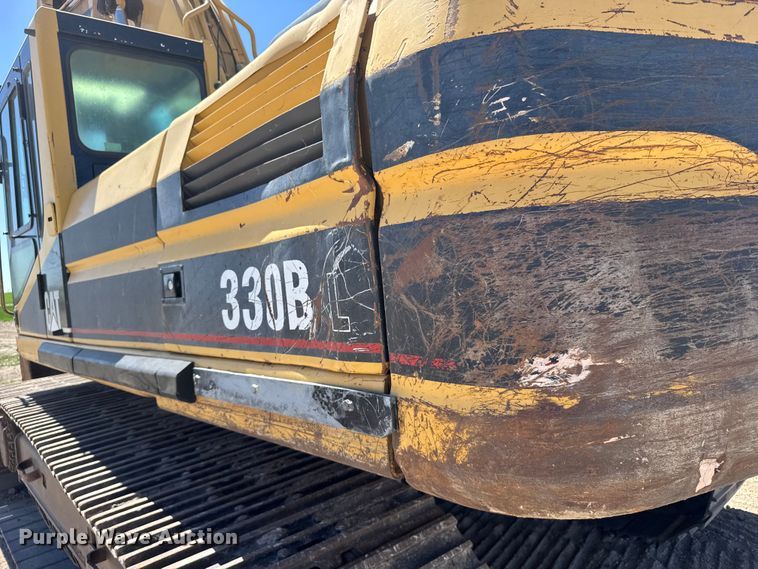 image for item FB7214 2000 Caterpillar 330BL excavator