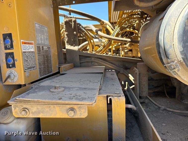 image for item FB7214 2000 Caterpillar 330BL excavator