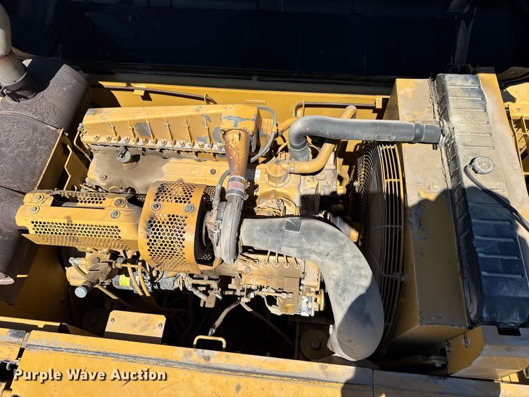 image for item FB7214 2000 Caterpillar 330BL excavator
