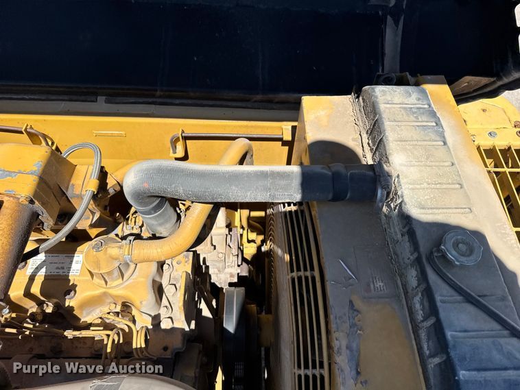 image for item FB7214 2000 Caterpillar 330BL excavator