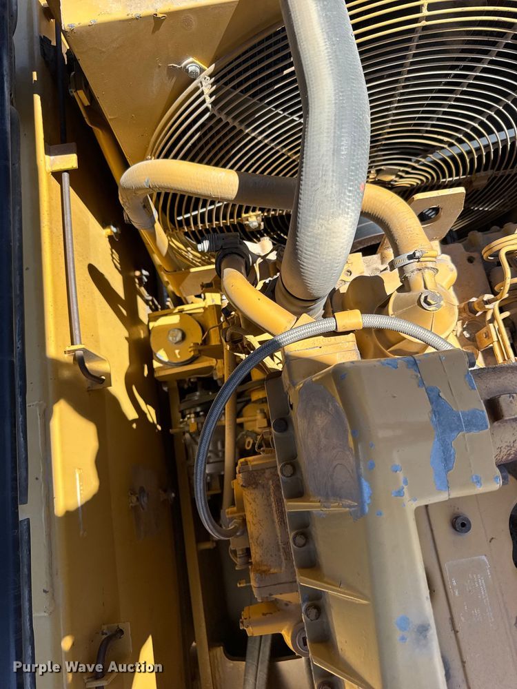 image for item FB7214 2000 Caterpillar 330BL excavator