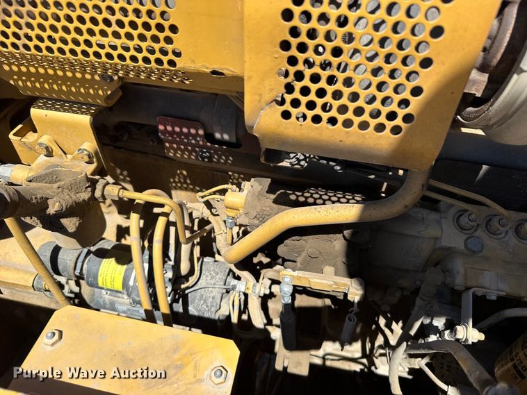 image for item FB7214 2000 Caterpillar 330BL excavator