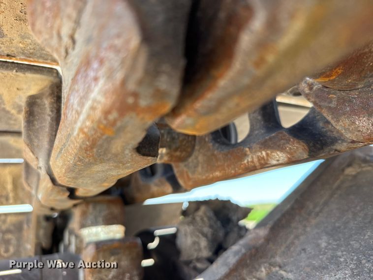 image for item FB7214 2000 Caterpillar 330BL excavator