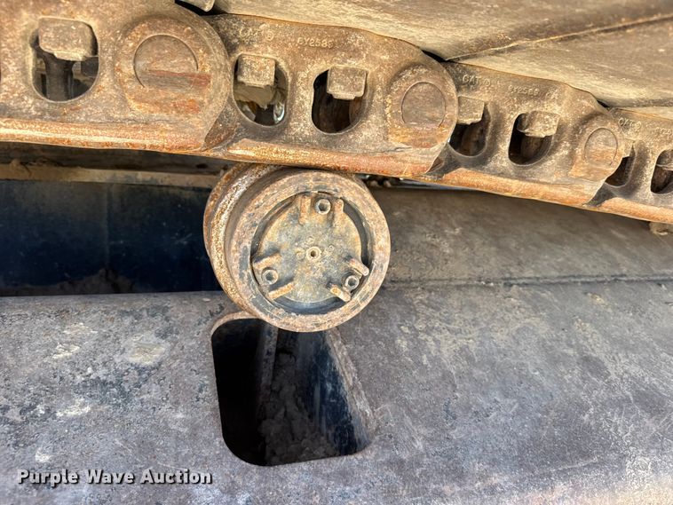 image for item FB7214 2000 Caterpillar 330BL excavator