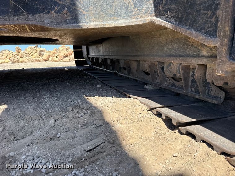 image for item FB7214 2000 Caterpillar 330BL excavator